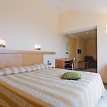 Hotel Golf 4*