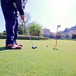 Golf Hotel