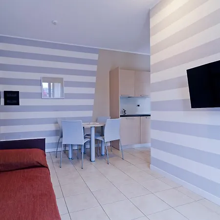 Hotel Castellaro Golf 4*