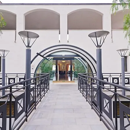 Hotel Castellaro Golf 4*
