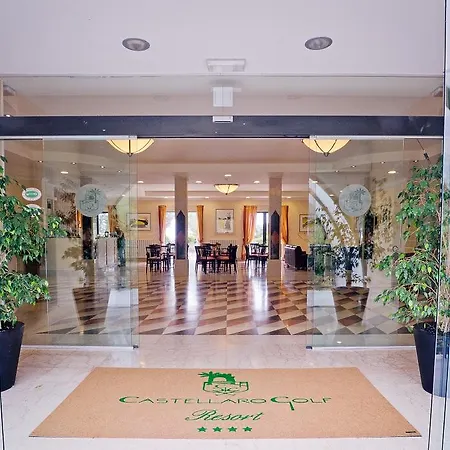 Отель Castellaro Golf 4*