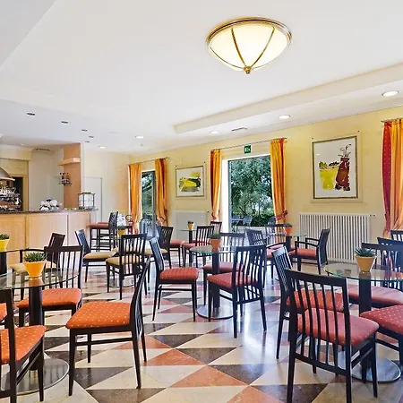 Castellaro Golf Hotel 4*
