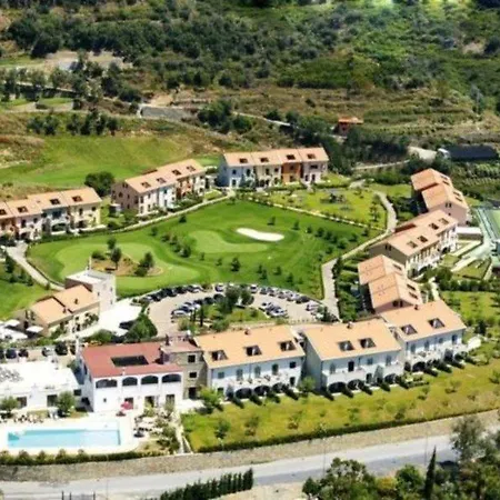 Castellaro Golf Кастелларо