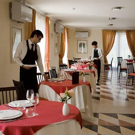 Hotel Castellaro Golf