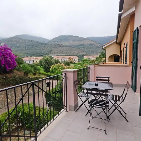 Castellaro Golf Hotel