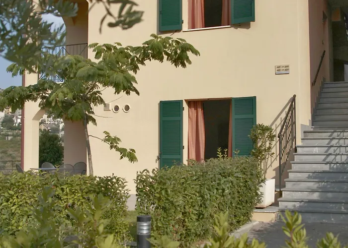 Golf 4* Castellaro (Liguria)