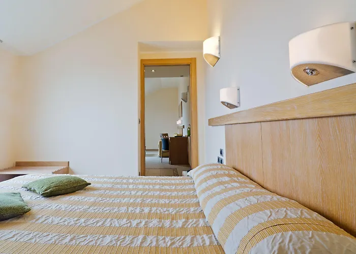 Golf 4* Castellaro (Liguria)